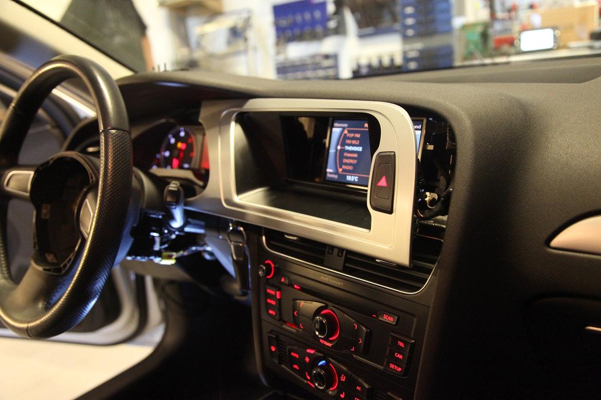 Audi A4 8K MMI 2G High ombygning billede 11