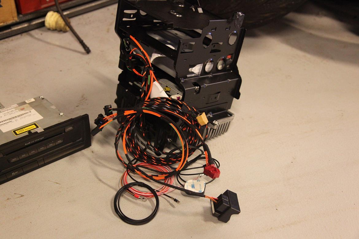 Audi A4 8K MMI 2G High ombygning billede 20