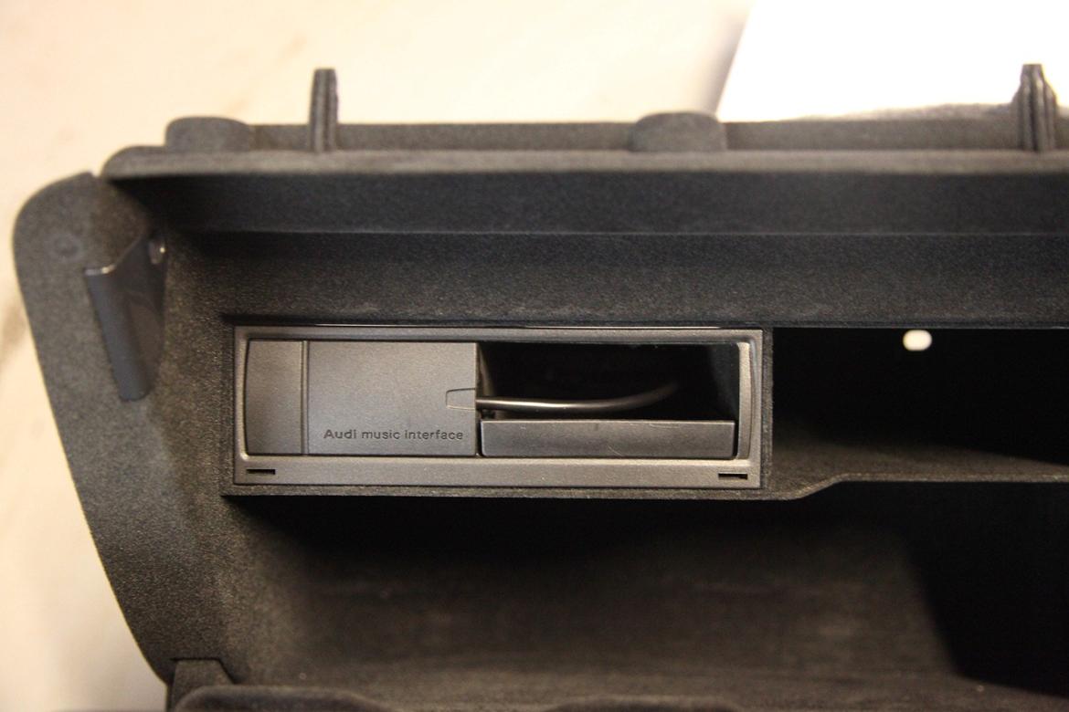 Audi A4 8K MMI 2G High ombygning billede 26