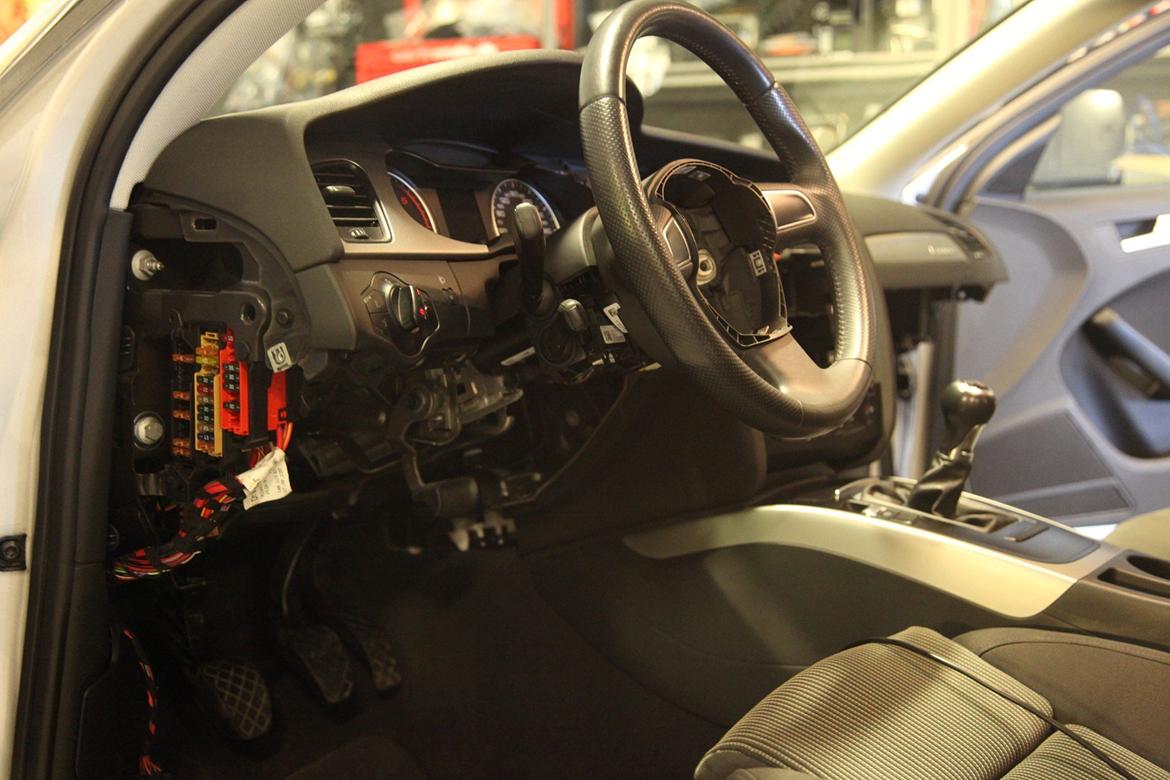 Audi A4 8K MMI 2G High ombygning billede 27