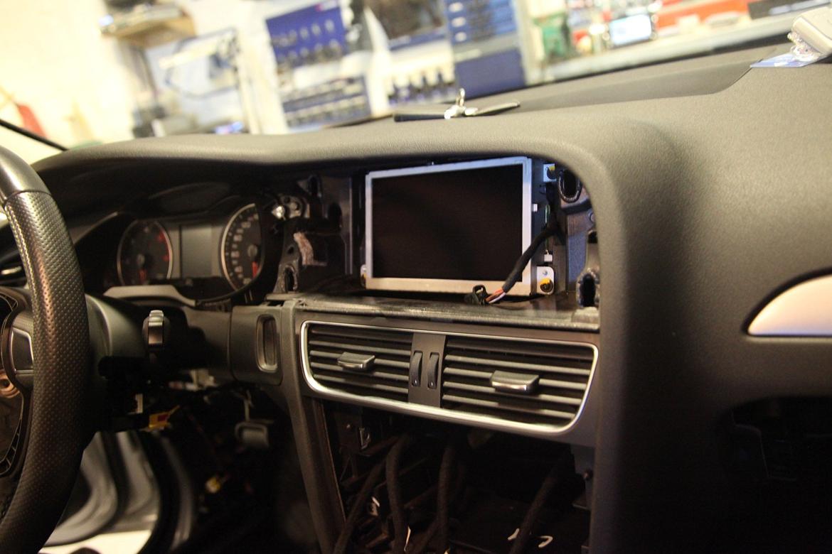 Audi A4 8K MMI 2G High ombygning billede 35