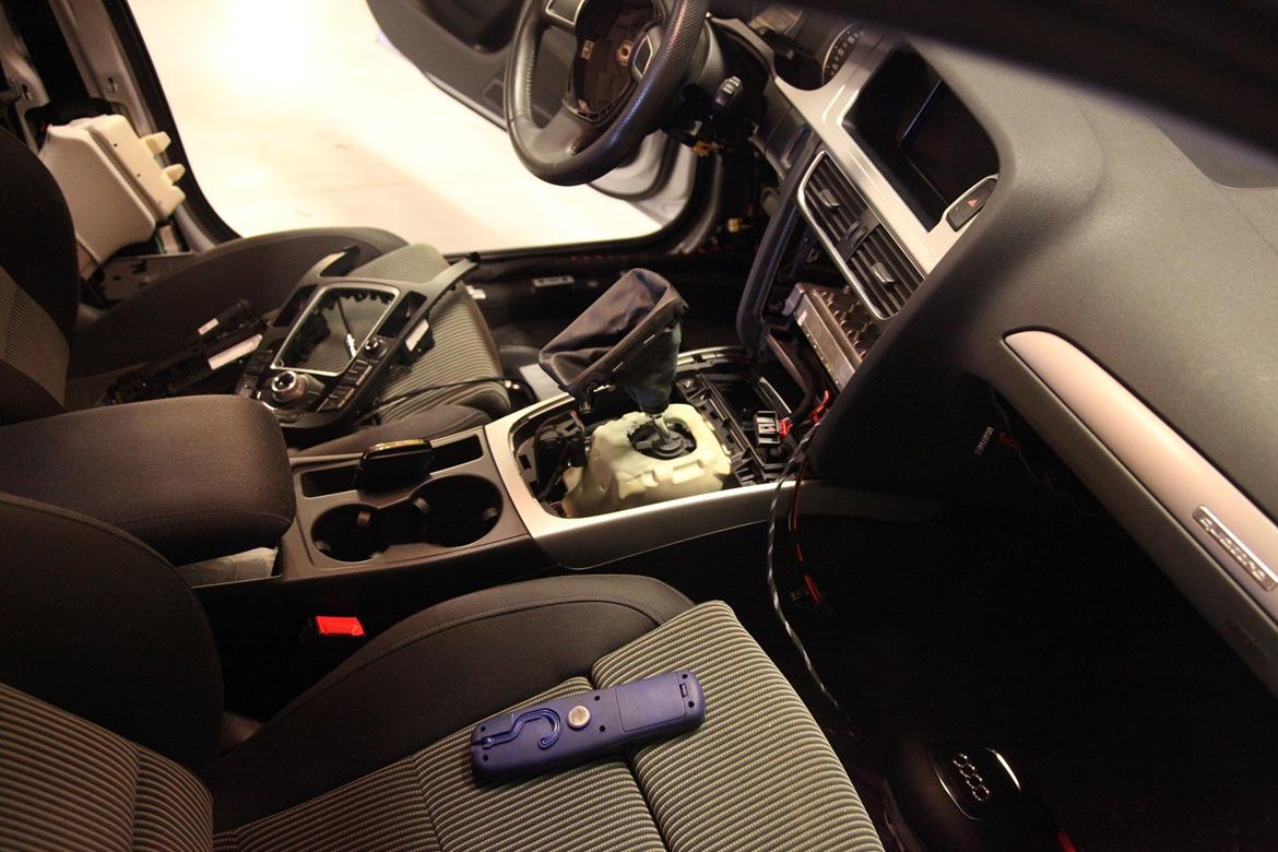 Audi A4 8K MMI 2G High ombygning billede 40