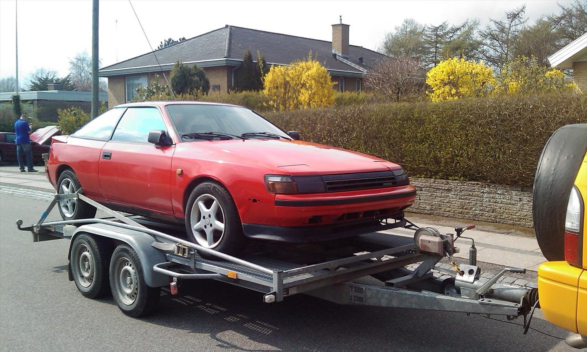 Toyota Celica AT160 - Lige kørt op på traileren! billede 1