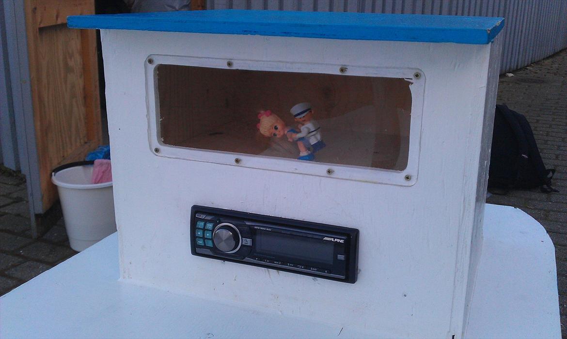 Festivals anlæg - Kutte - Kaptajnen laver ikke penge, men DAMER! billede 3