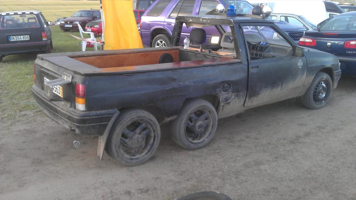 Opeltreffen Oschersleben 2012 - Så starter det, det man plejer at kalde DHB :D billede 27