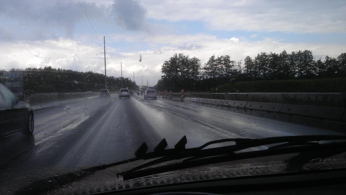 Opeltreffen Oschersleben 2012 - Lige kommet ud af ELBtunnellen, og så regner det hele vejen hjem... lårt hehe billede 122