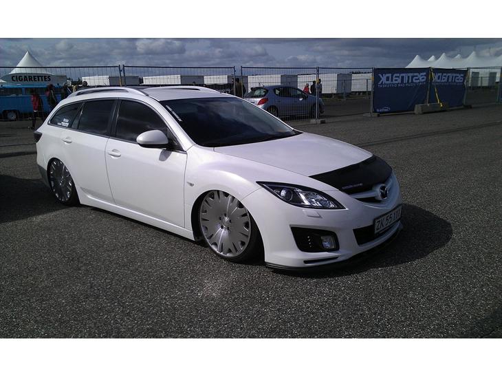 {{currentPhoto.altText}} billede {{currentPhoto.number}}