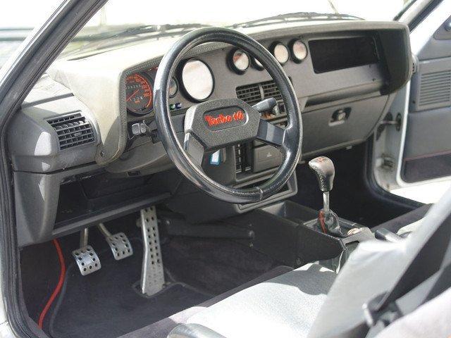 Sparker røv - The current owner bought the car from a retired Peugeot engineer who used to work for Peugeot's development center.  billede 5