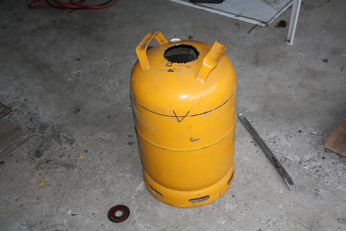 smelteovn til aluminium - skal have lavet et svingbeslag, så låget let kan svinges til siden. billede 6