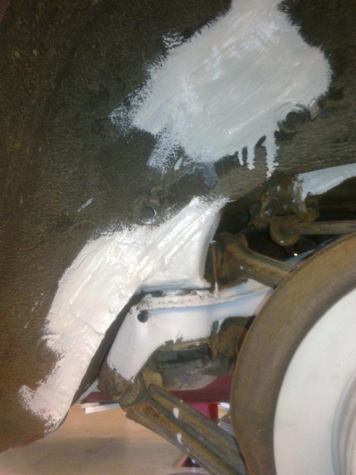 Så bliver mercedesen sat lidt i stand.  billede 1