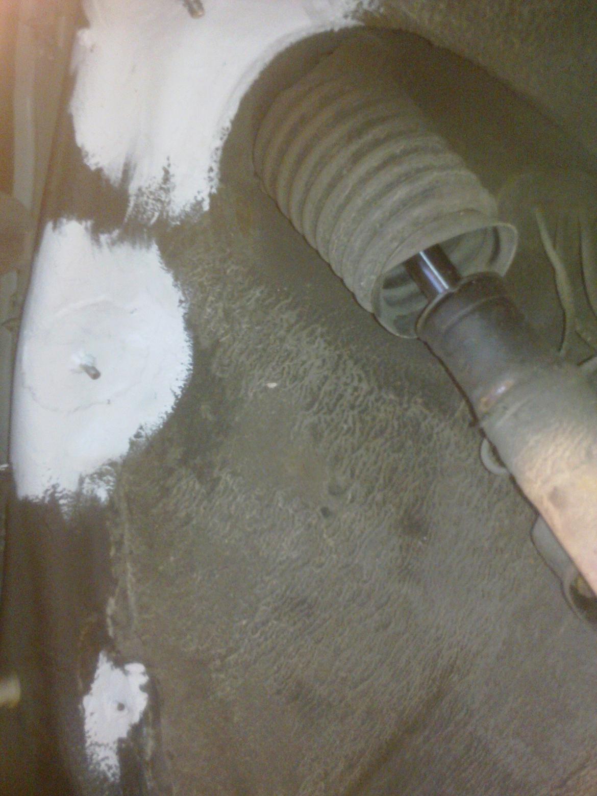 Så bliver mercedesen sat lidt i stand.  billede 5