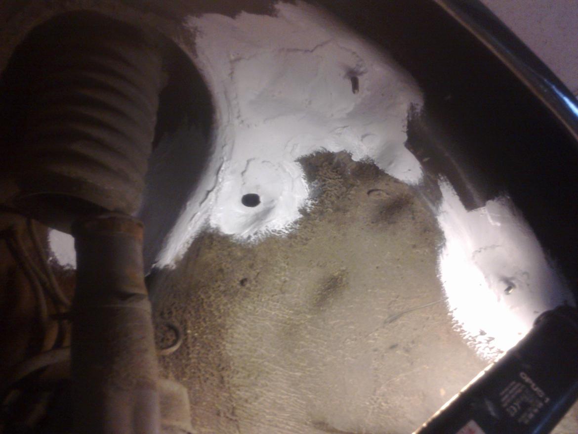 Så bliver mercedesen sat lidt i stand.  billede 6