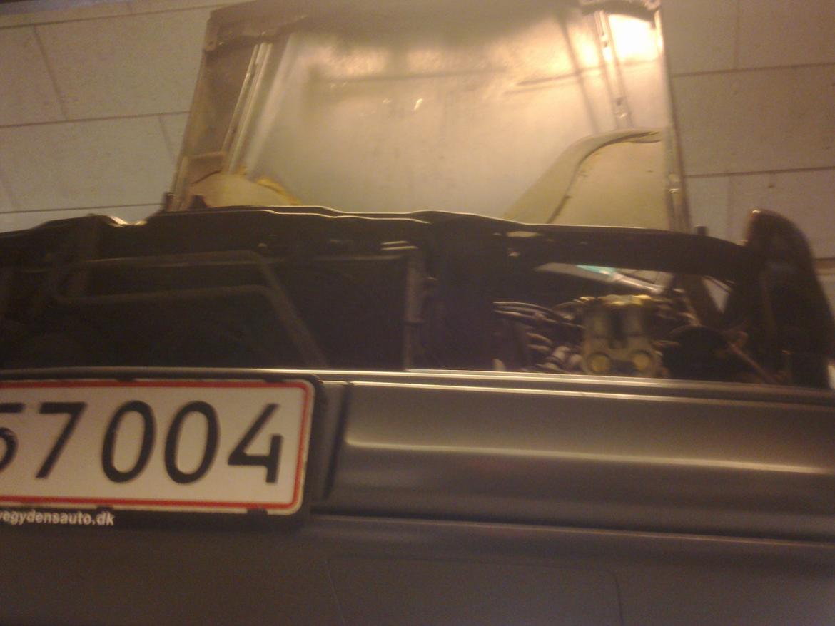 Så bliver mercedesen sat lidt i stand.  billede 14