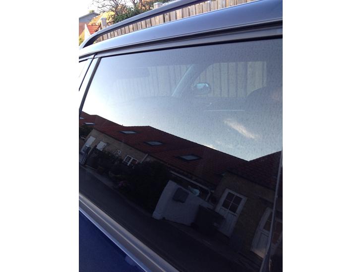 {{currentPhoto.altText}} billede {{currentPhoto.number}}