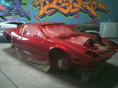 DeTomaso Pantera #2241 - Så kom der lidt lak på. Laser Red med Candy effekt. billede 23