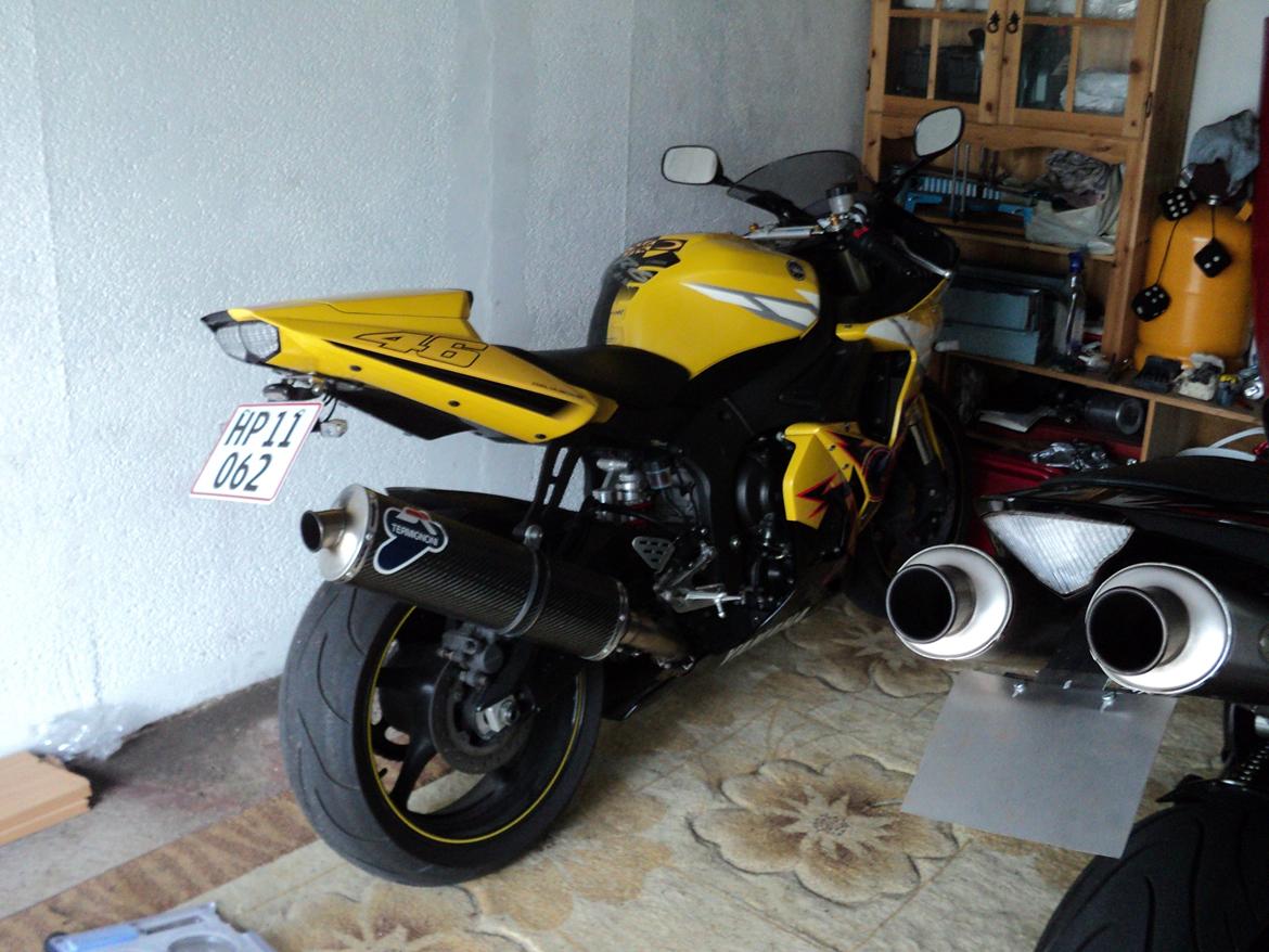 Yamaha R6 Rossi Special Editon billede 4