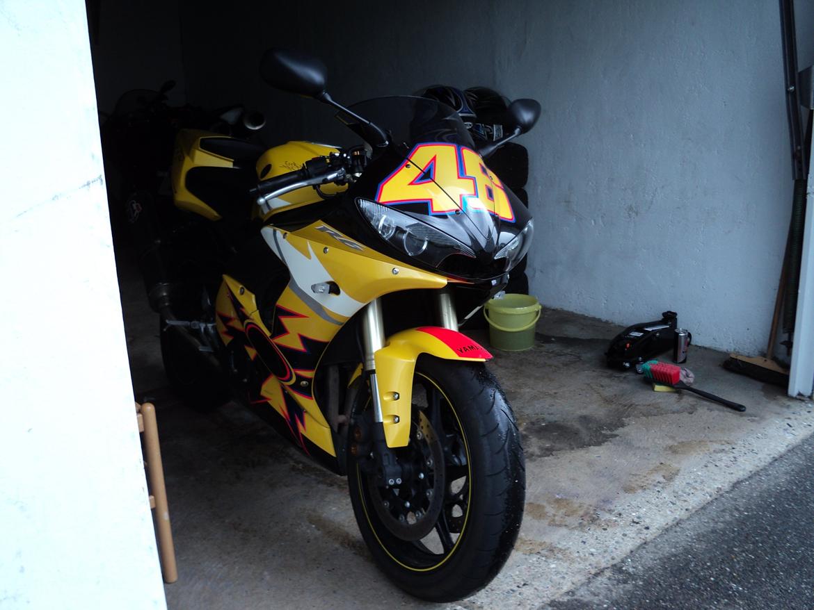 Yamaha R6 Rossi Special Editon billede 5