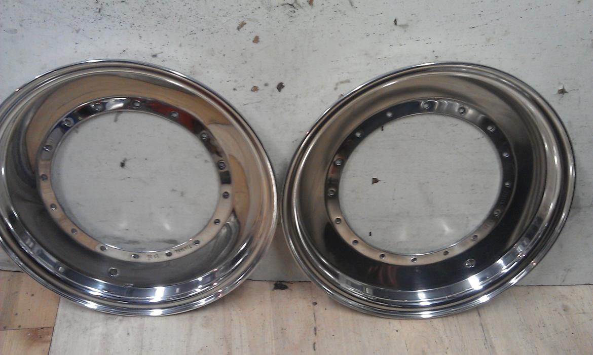 Renovering af Tramont TY2 - Billede # 2 & 3 viser det ligner chrom.  billede 2