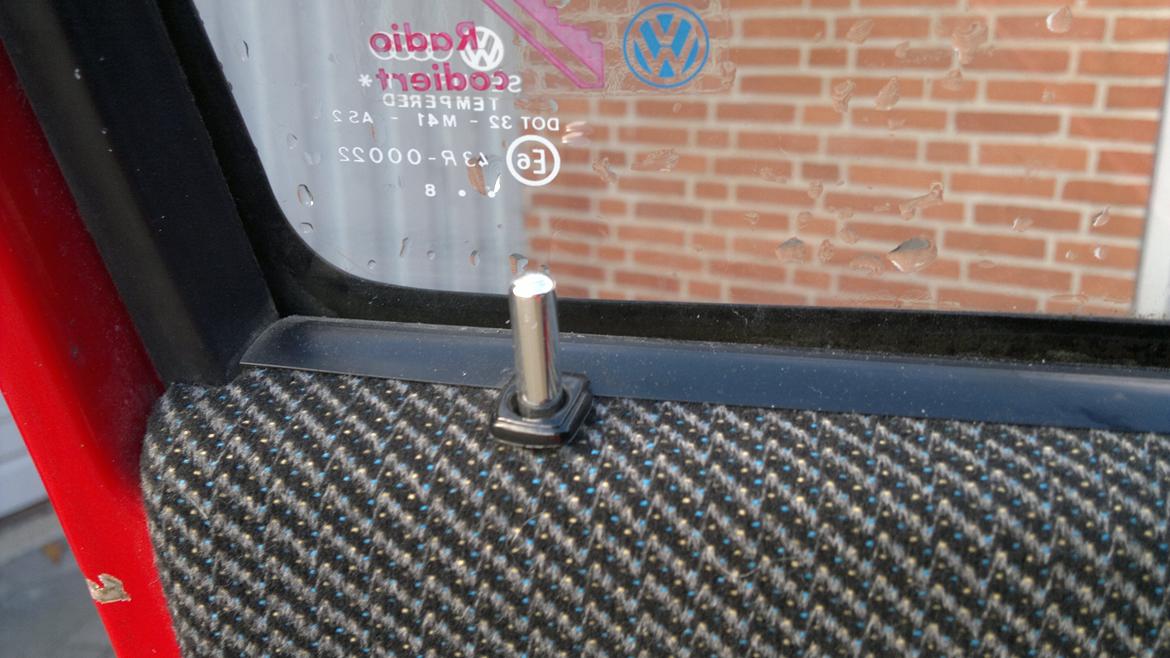 Vw golf 2 1,8 - De er lidt smart, men ikke sjove med våde fingre. billede 10