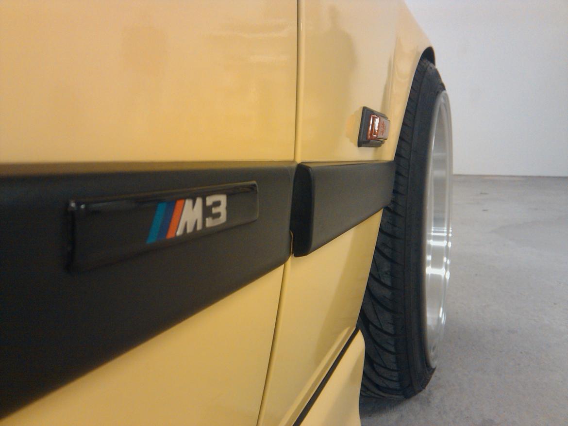 E36 M3 3,0 1993 Dakar Gelb billede 8