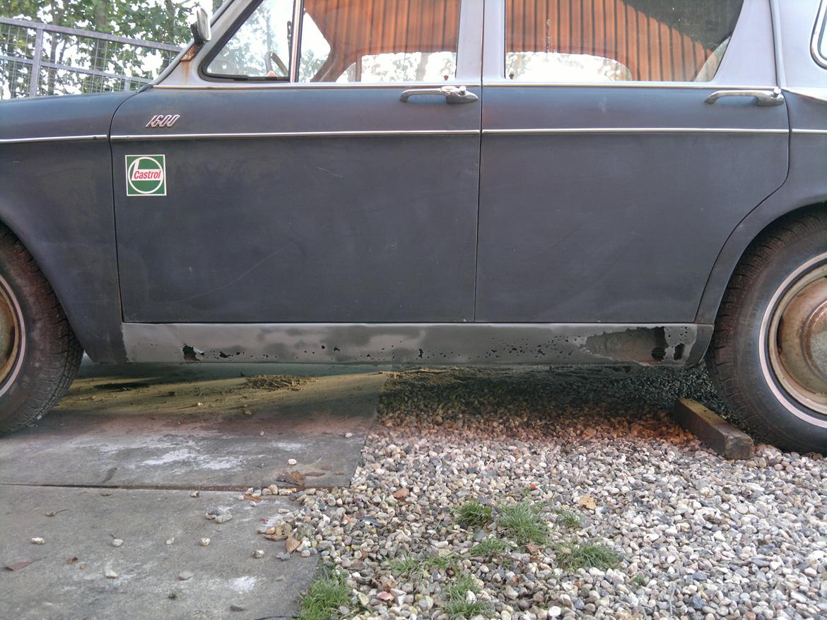 1961 Hillman Minx projekt - Selvom det skal skæres af skal det alligevel beskyttes når vi ikke arbejder på det billede 53