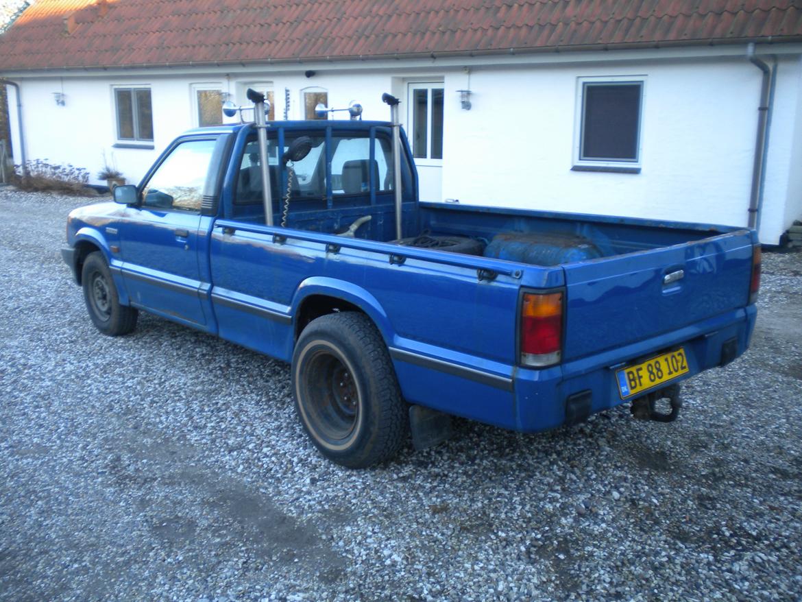 Min gamle Mazda b2200 billede 21