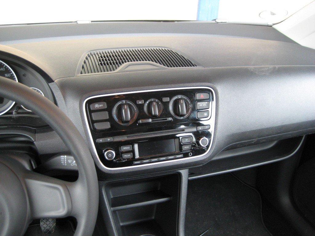 VW UP! 2DIN ombygning billede 1