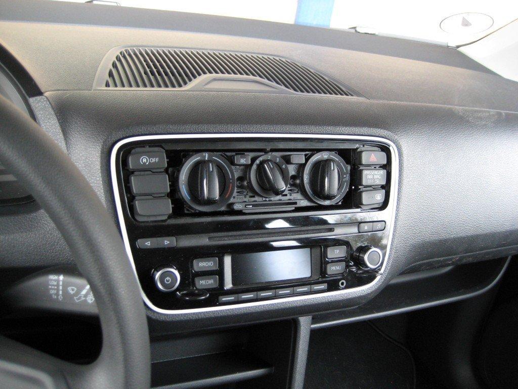 VW UP! 2DIN ombygning billede 3