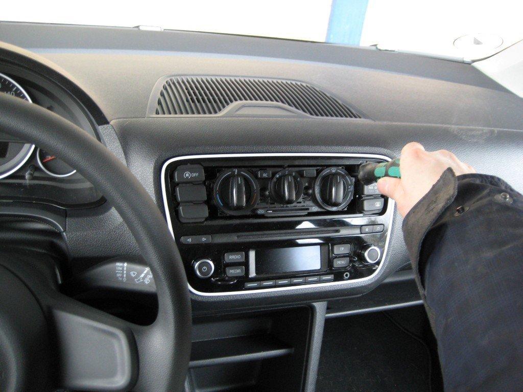 VW UP! 2DIN ombygning billede 4