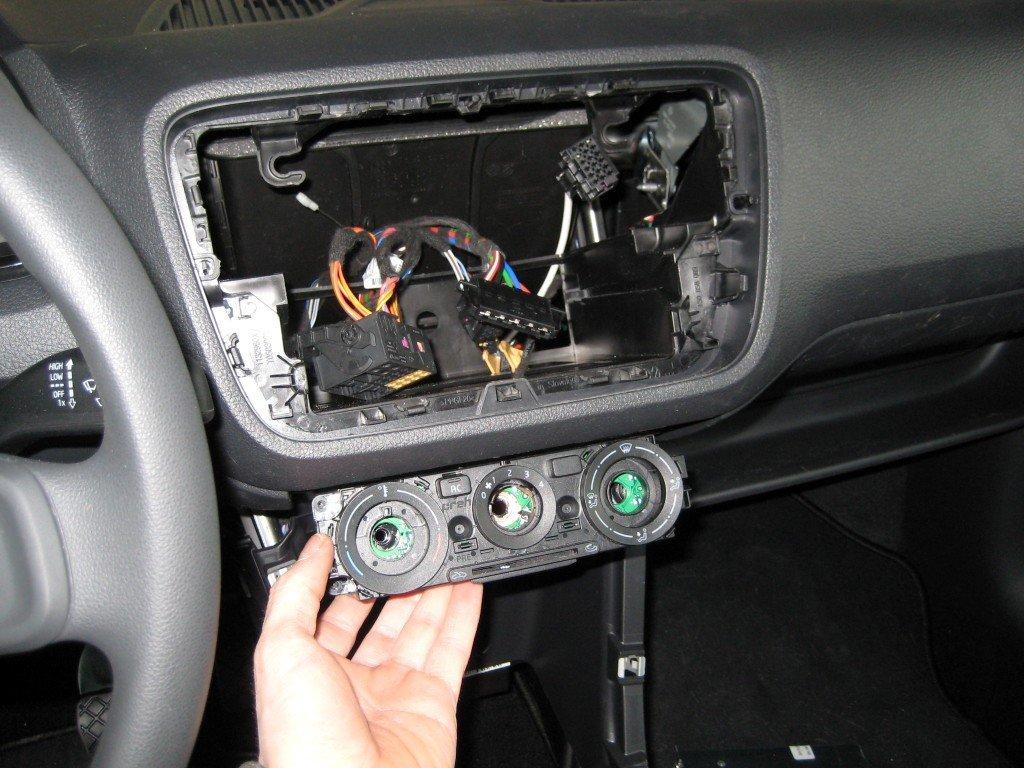 VW UP! 2DIN ombygning billede 7