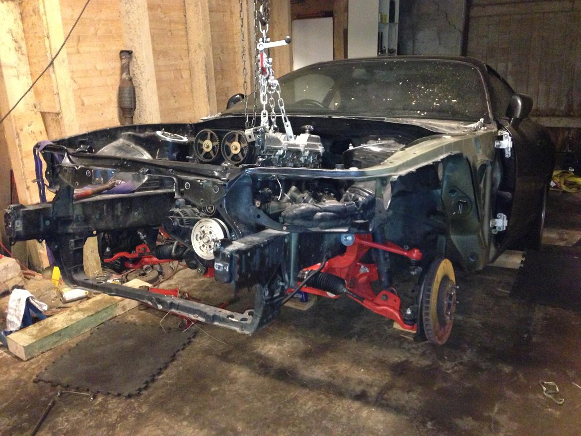Toyota Supra MK 4 - Project  - Undervogn og motor monteret. billede 31