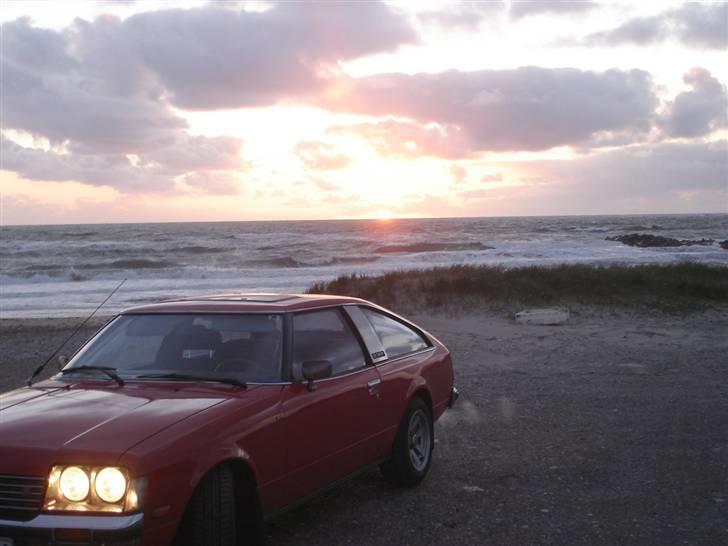 Flotte billeder af mine biler/mc'er! - Min Celica 50 meter fra mit hjem ved solnedgang over vesterhavet! billede 6