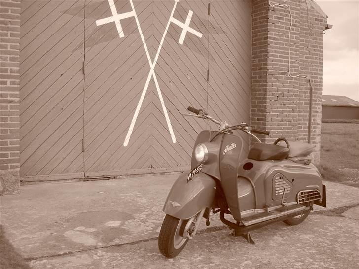 Flotte billeder af mine biler/mc'er! - Retro-billede af Bellaen (før renovering) ved Flyvholm redningsstation. billede 14