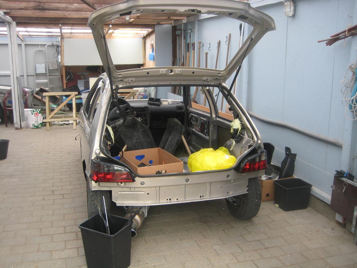 Ombygning af Peugeot 106 GTI // Euro-Style billede 72