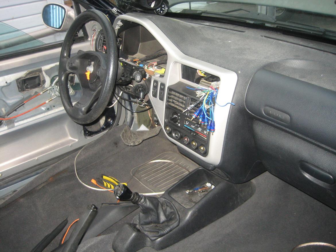 Ombygning af Peugeot 106 GTI // Euro-Style billede 100