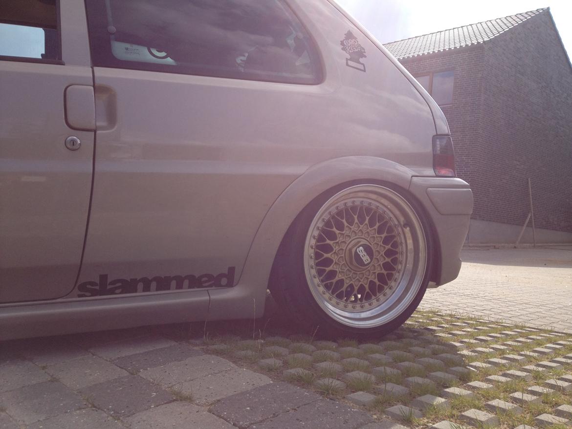 Ombygning af Peugeot 106 GTI // Euro-Style billede 405