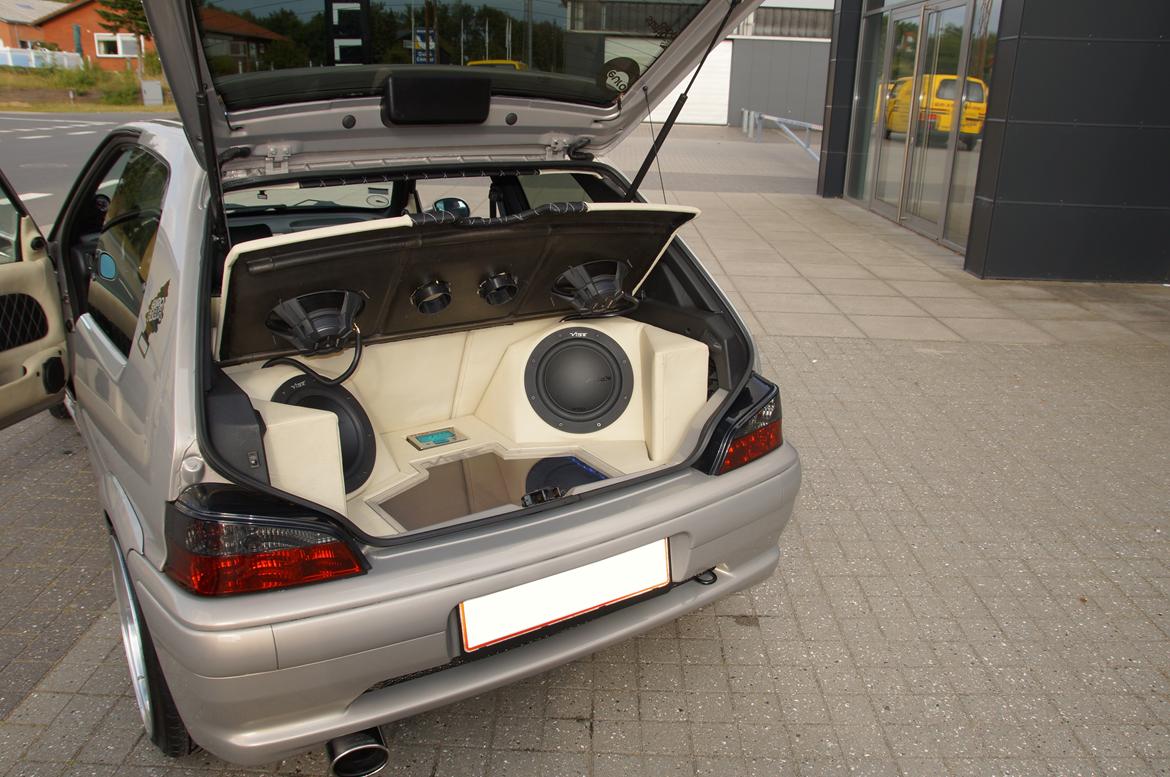 Ombygning af Peugeot 106 GTI // Euro-Style billede 435