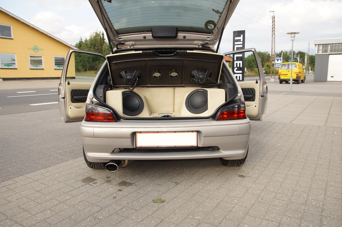 Ombygning af Peugeot 106 GTI // Euro-Style billede 436
