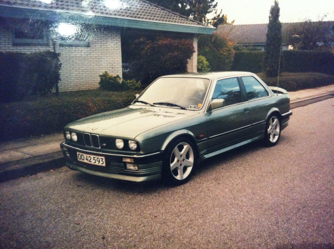 BMW 320I 1985 billede 1