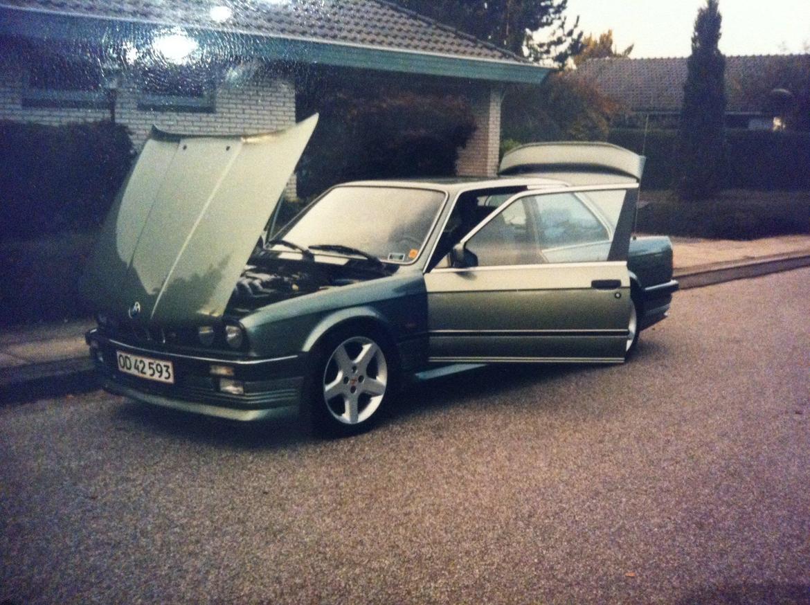 BMW 320I 1985 billede 9