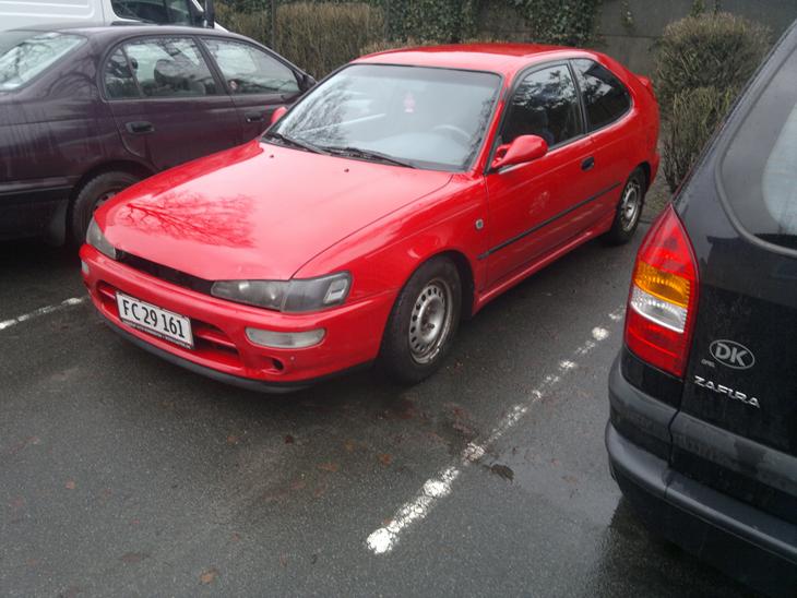 {{currentPhoto.altText}} billede {{currentPhoto.number}}