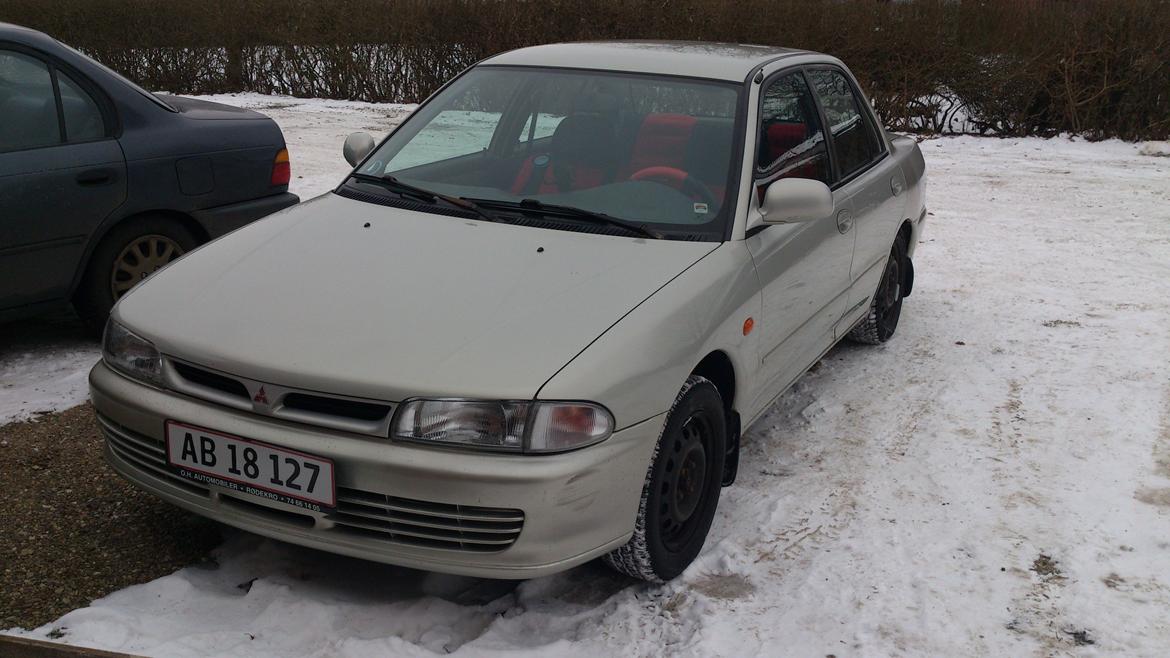 Morfar bil til piiiiimp ;) - lige inden vi skal have de nye kapsler på sutterne ;) billede 3