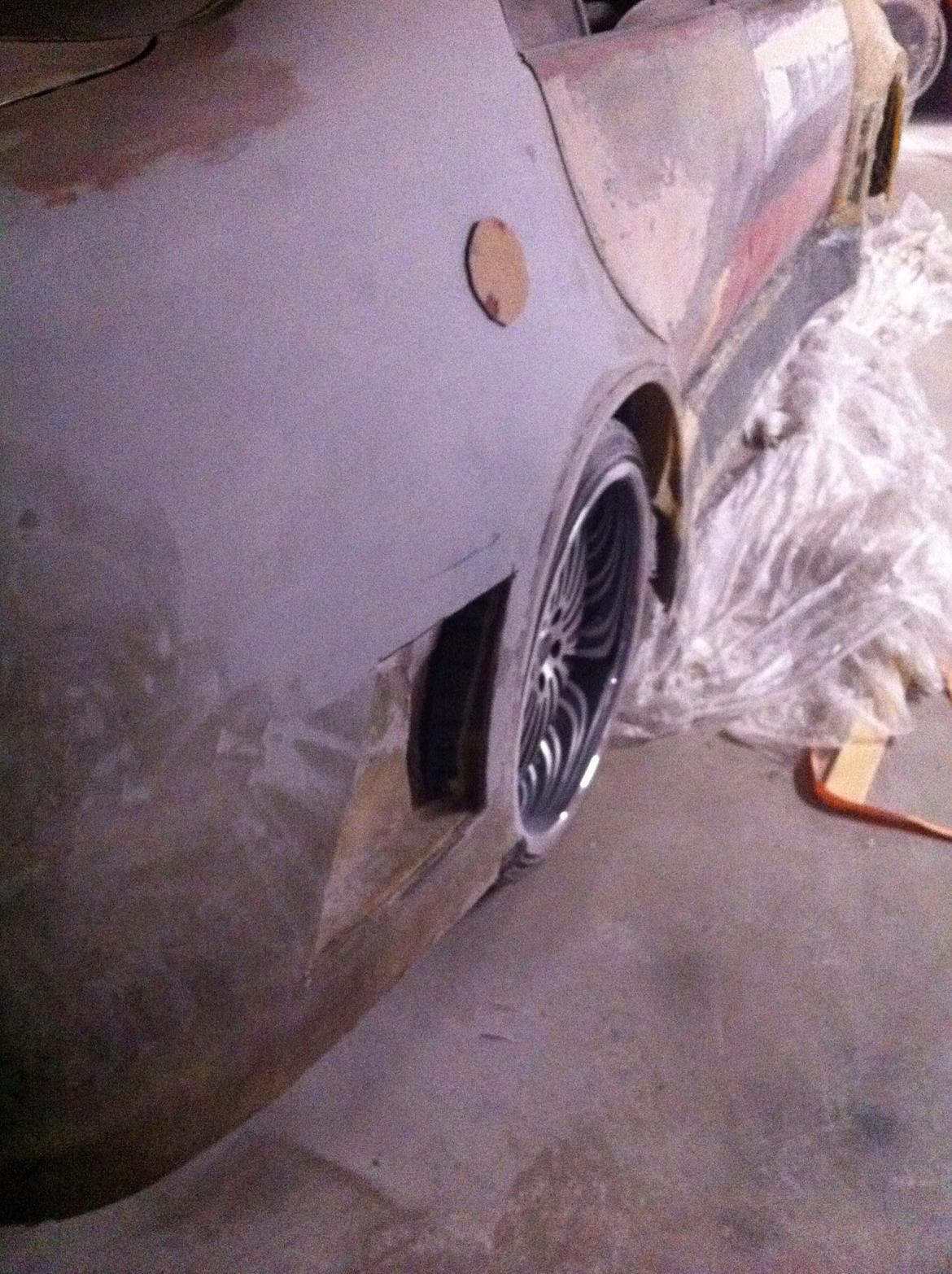 Carina E-xtreme - For at bryde den kæmpe bagende, lavede jeg "luftindtag" bag hjulene billede 26