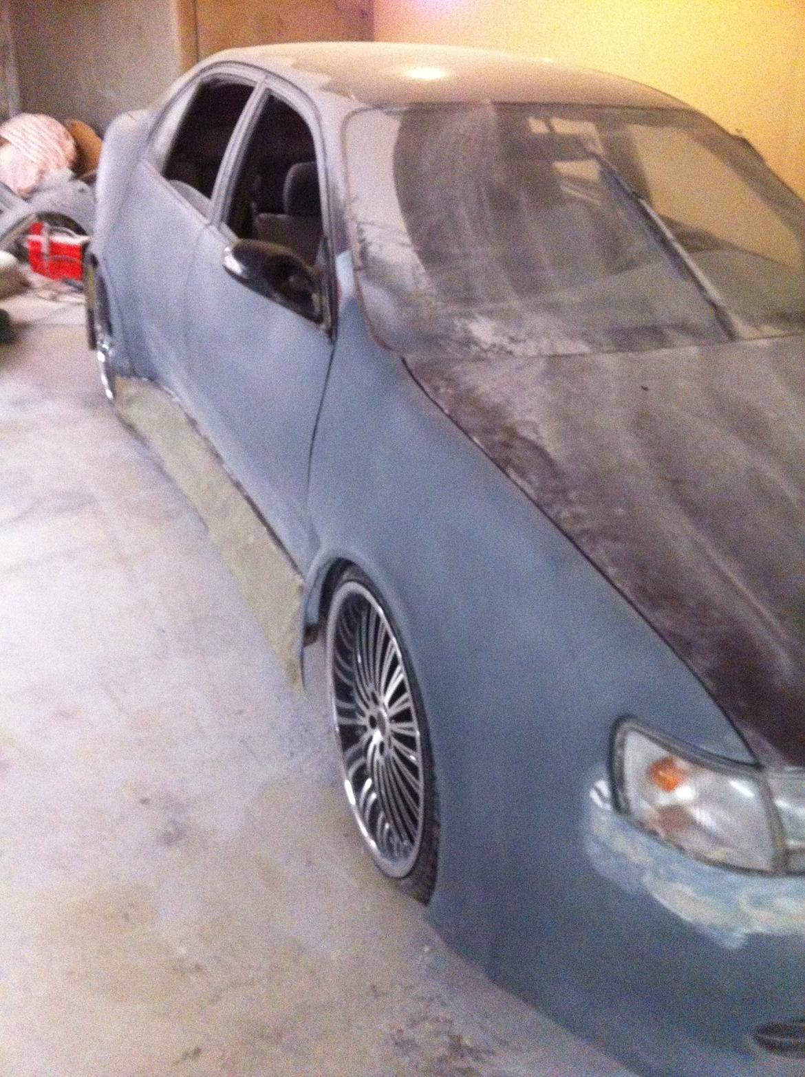 Carina E-xtreme - Grundet. Her med de nye spejle, for blink skal der jo være. Og så sideskørter vers. 3 billede 30