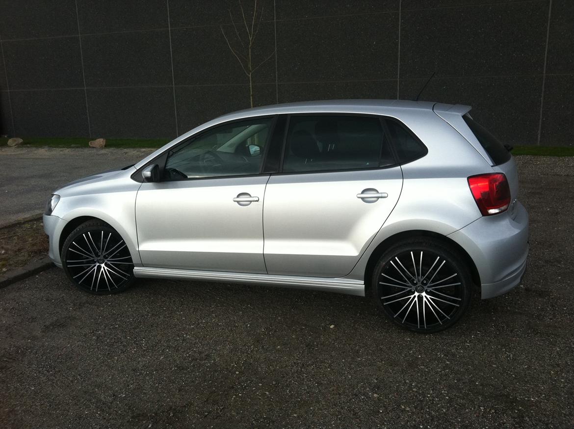 Wheels  - Aluett design 16 Black Polish billede 36