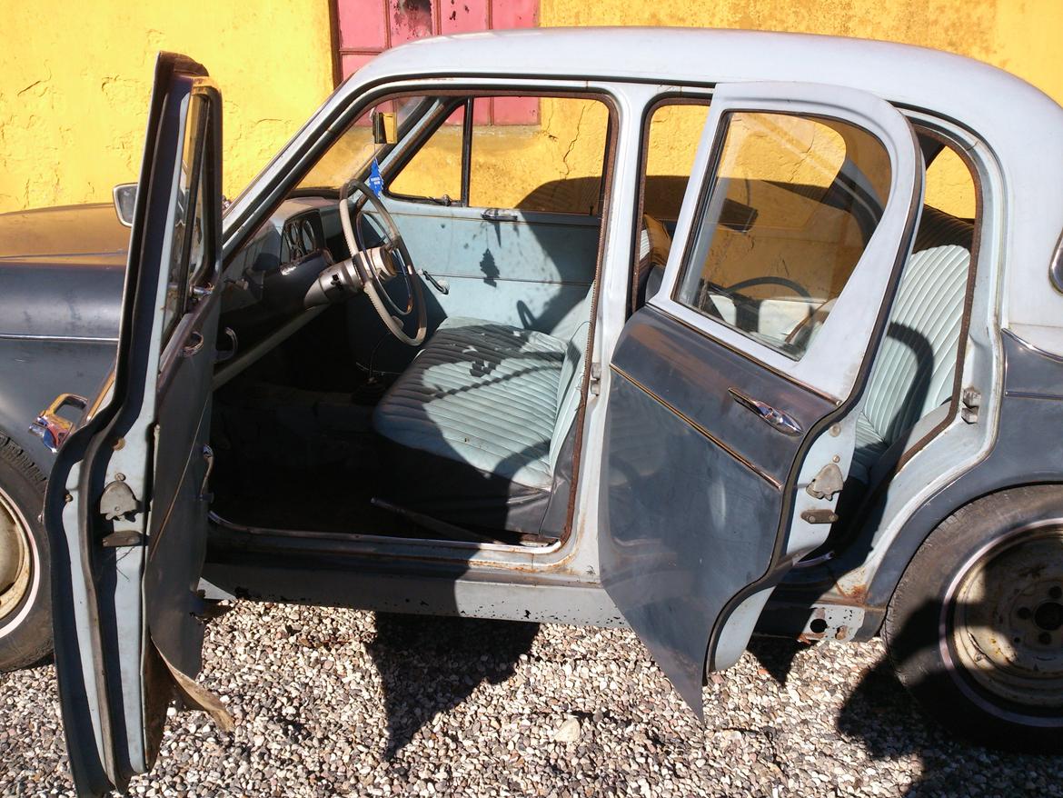1961 Hillman Minx projekt - Forsædehynden syet sammen igen billede 69