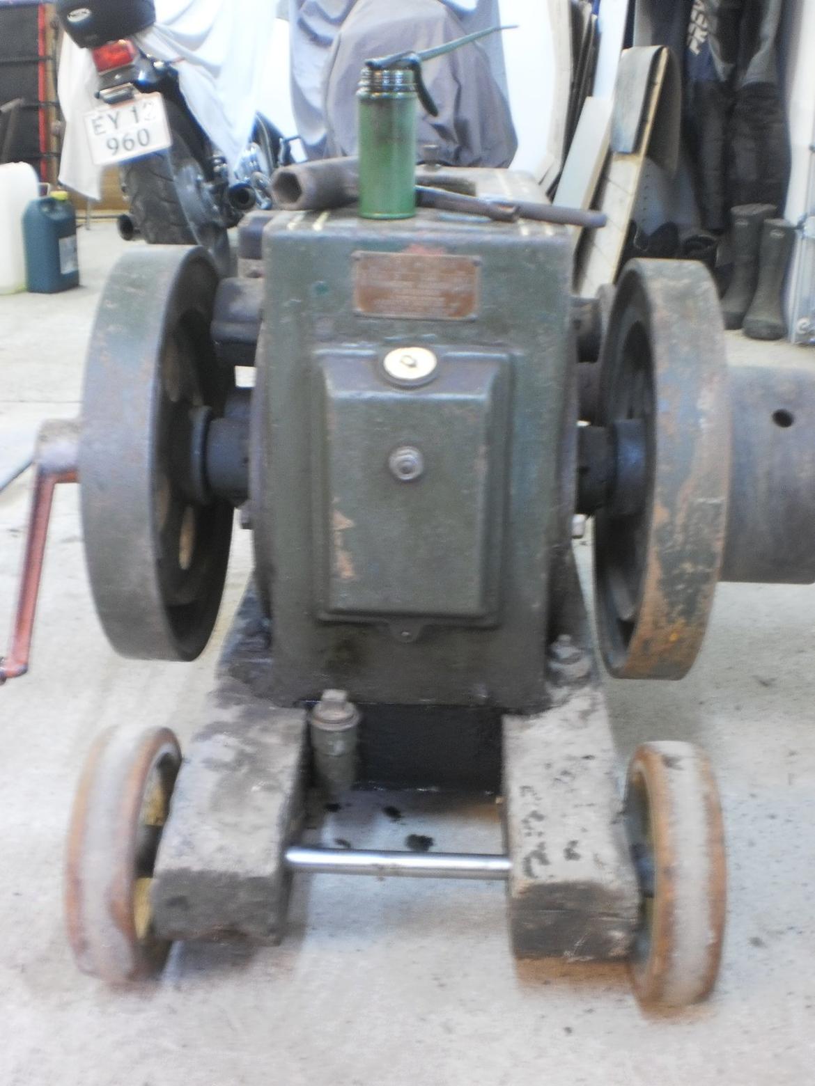 Mit "nyeste" mekaniske legetøj :-D - Dækslet ind til det allerhelligste... billede 13