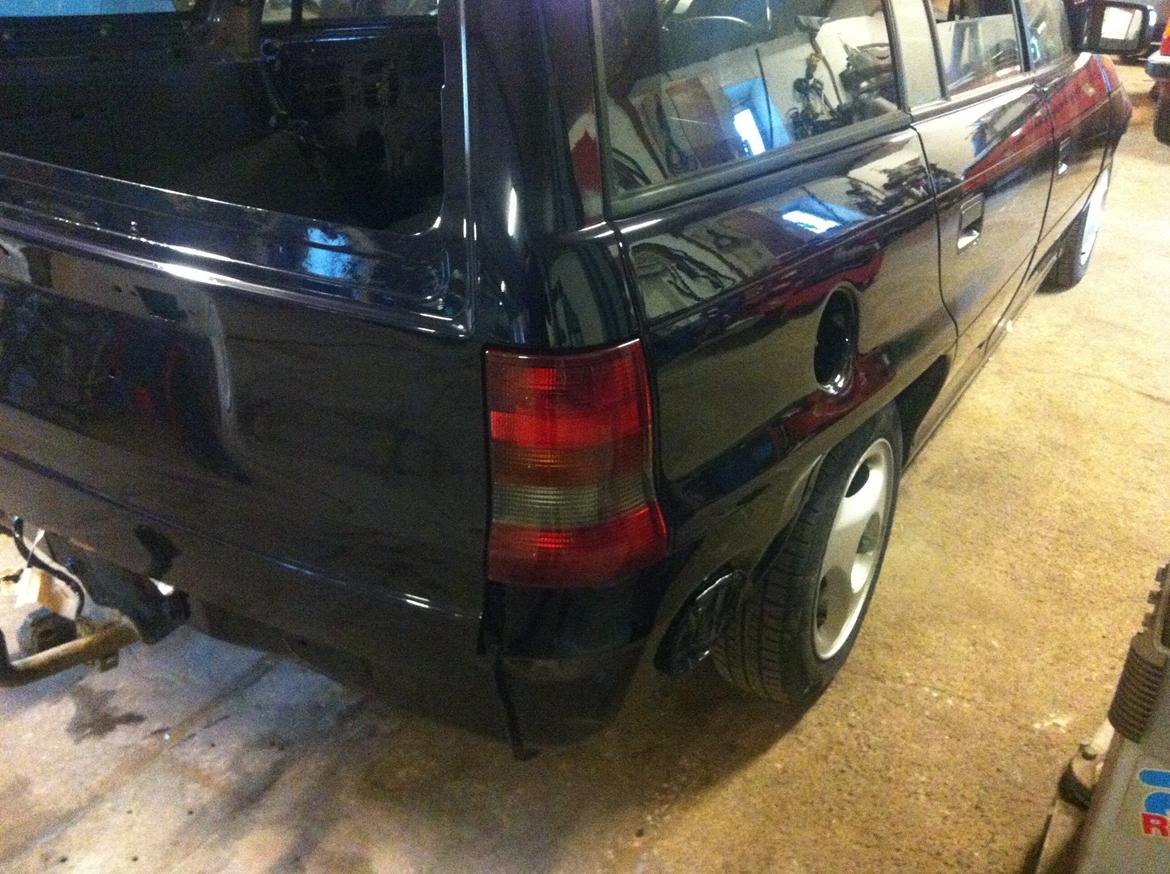 Opel Astra F Caravan Irmscher 16V billede 12