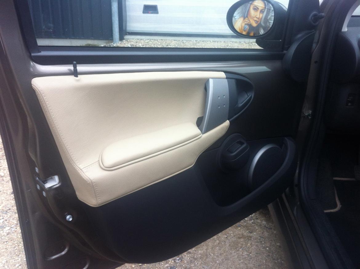 Læderkabine til Toyota Aygo 2012 - Dørbeklædning til Aygo billede 8