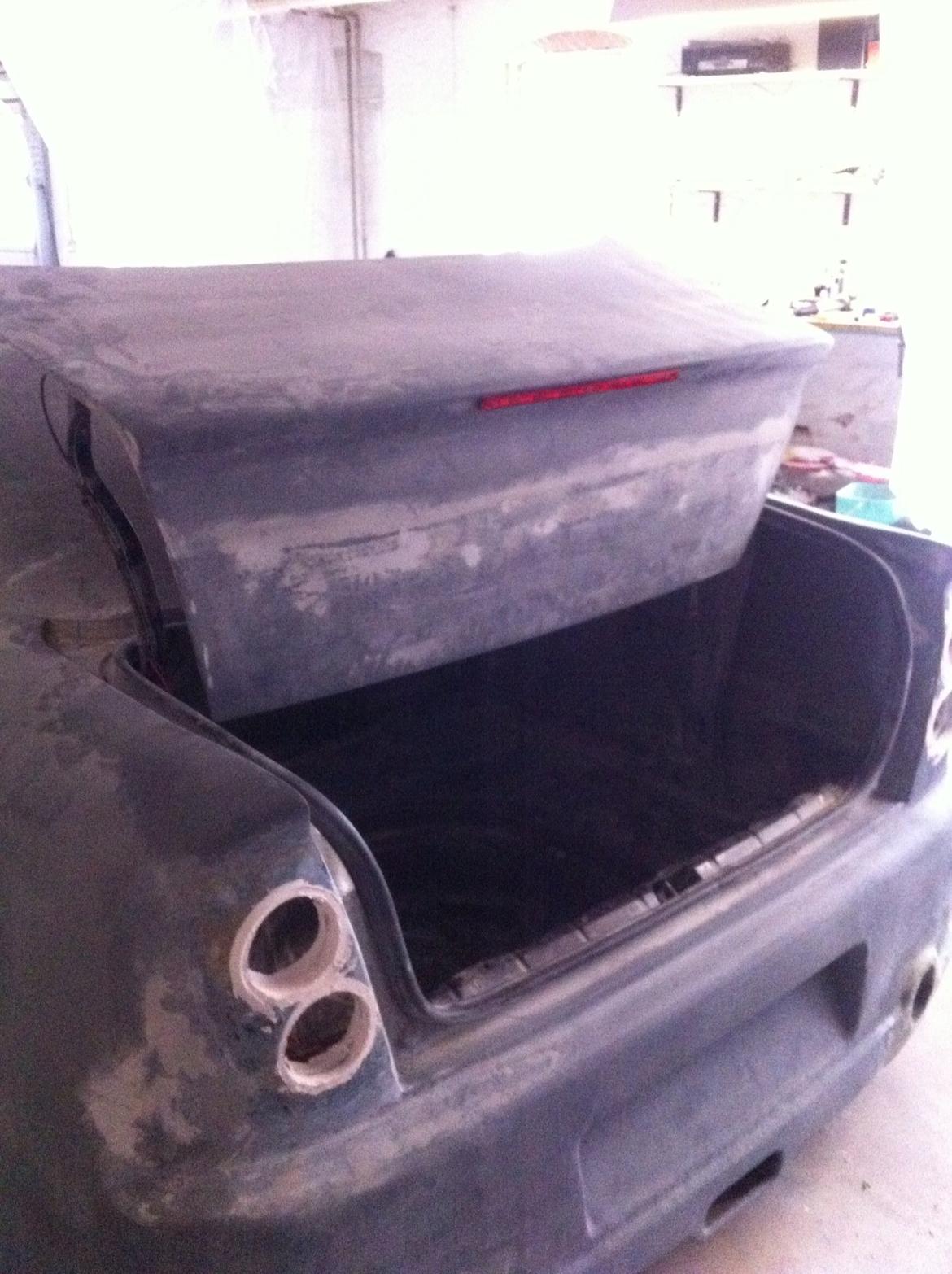 Carina E-xtreme - Hmmm... ved ikke rigtigt hvad jeg skal mene om de beslag. Havde nok ikke selv monteret dem... :-) billede 38